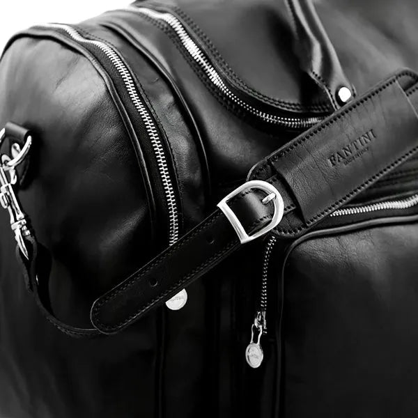 Praga Black Leather Travel Duffle Bag – Elegant and Spacious