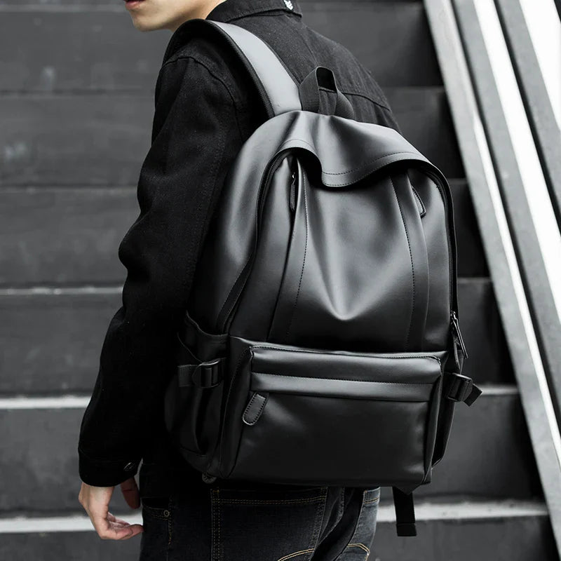 Water-Resistant Leather Backpack for Men with USB Port – Fits 14-Inch Laptop and Travel Use
